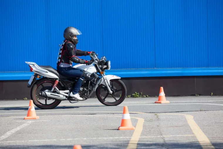 Formation 125 avec permis b, Le Tampon, Auto-moto École du 14ème