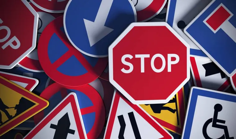 Stages de code de la route avec un moniteur en auto-école à Entre Deux 974, Le Tampon, Auto-moto école du 14ème